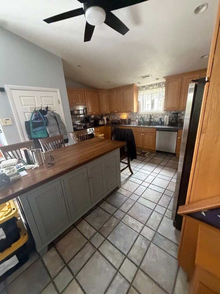 923 Westboylston St #2 - Photo 3 of 10