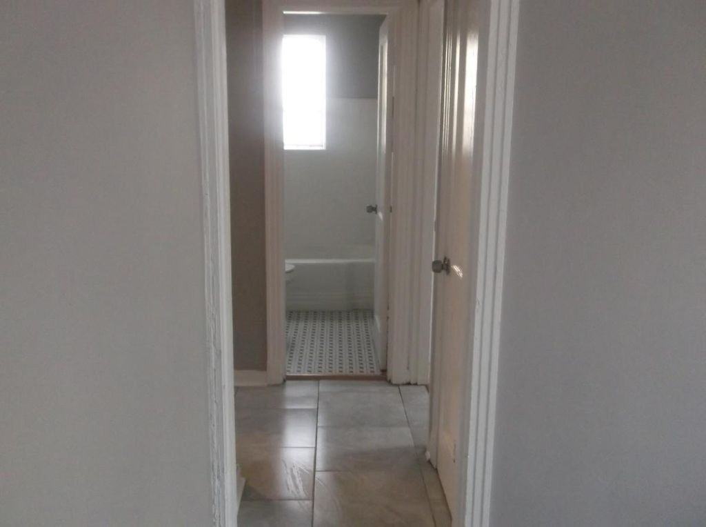 306 S Lauderdale St #4 - Photo 7 of 10