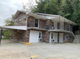 featured image of 136 S 10th St #11