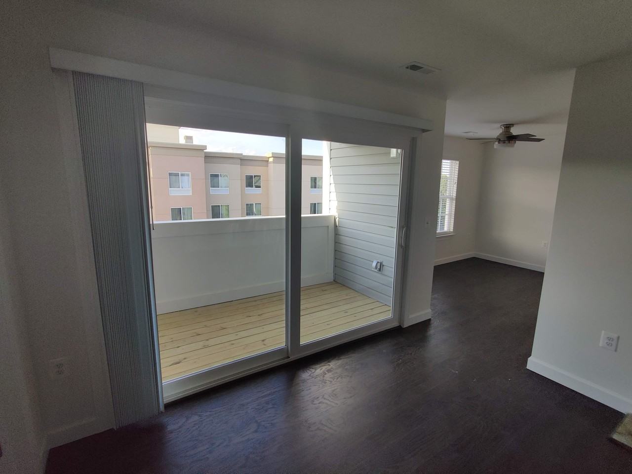 6425 Richmond Hwy #303 - Photo 5 of 15