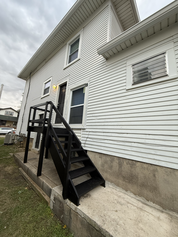 433 Kolping Ave #2 - Photo 2 of 14