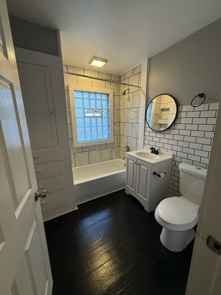 433 Kolping Ave #2 - Photo 5 of 14