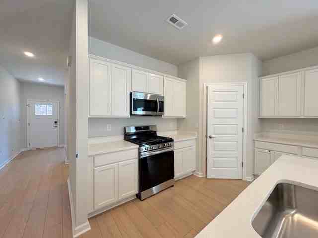 14995 Greenleaf Dr - Photo 6 of 25