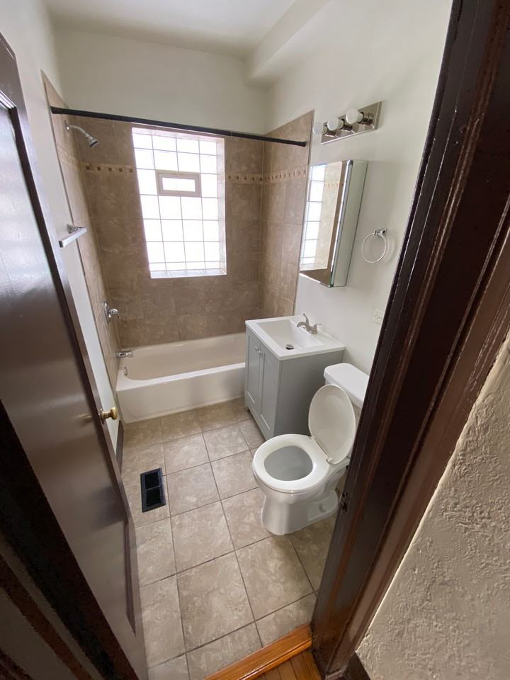 7720 S Marquette Ave #7722-1B - Photo 3 of 8
