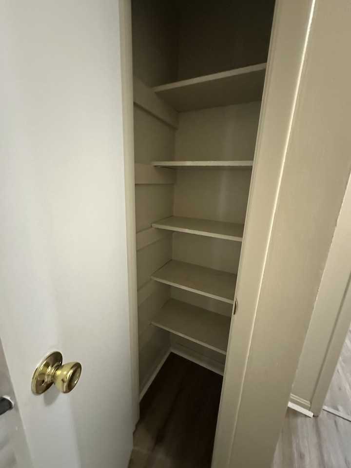 5476 Southgate Blvd #1 - Photo 4 of 16