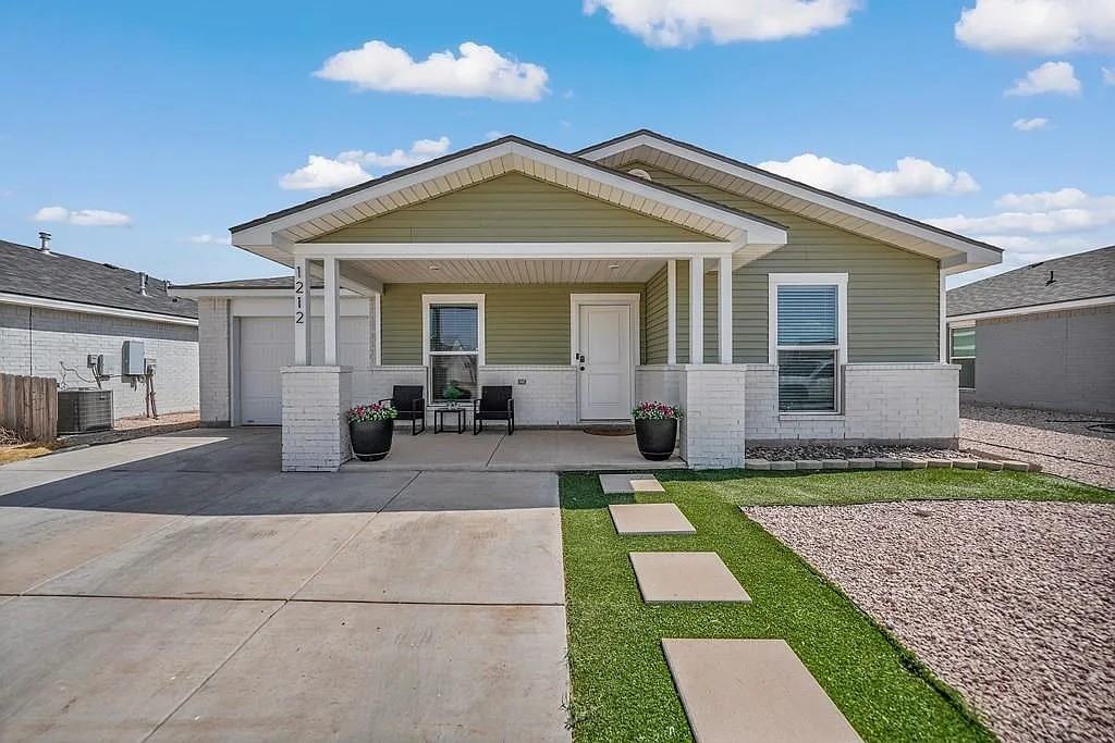 1212 Hogback Way - Photo 7 of 16