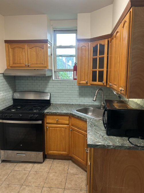 161 Lott St #2R - Photo 2 of 5
