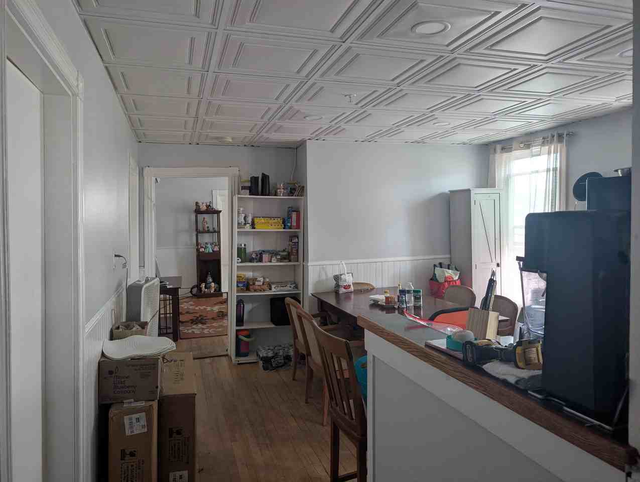 593 Washington Ave #2 - Photo 3 of 7