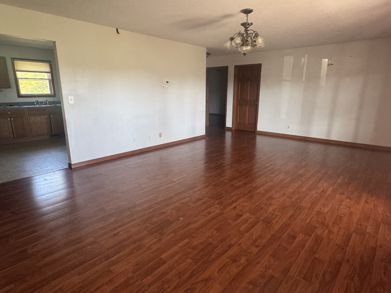 641 S Airport Rd - Photo 2 of 3