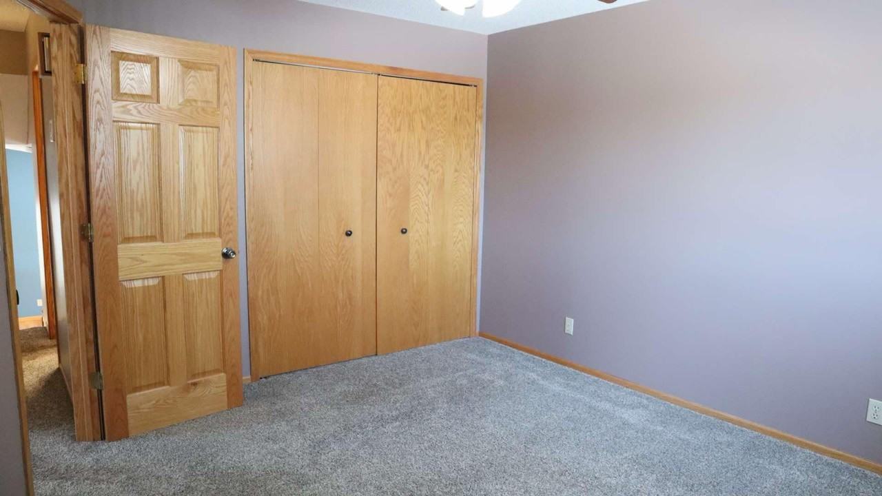 8279 Jeffery Ave S - Photo 6 of 9