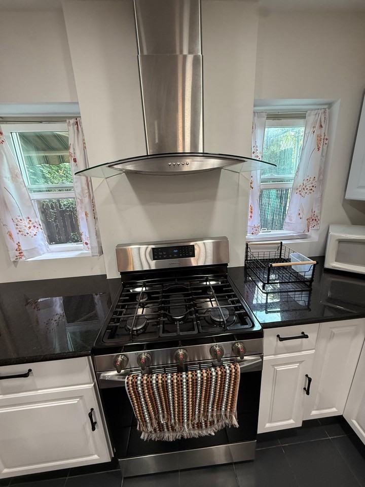 486 Jerome St #1 - Photo 4 of 11