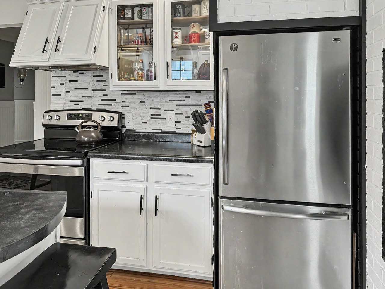 600 5th Ave Sw - Photo 5 of 23