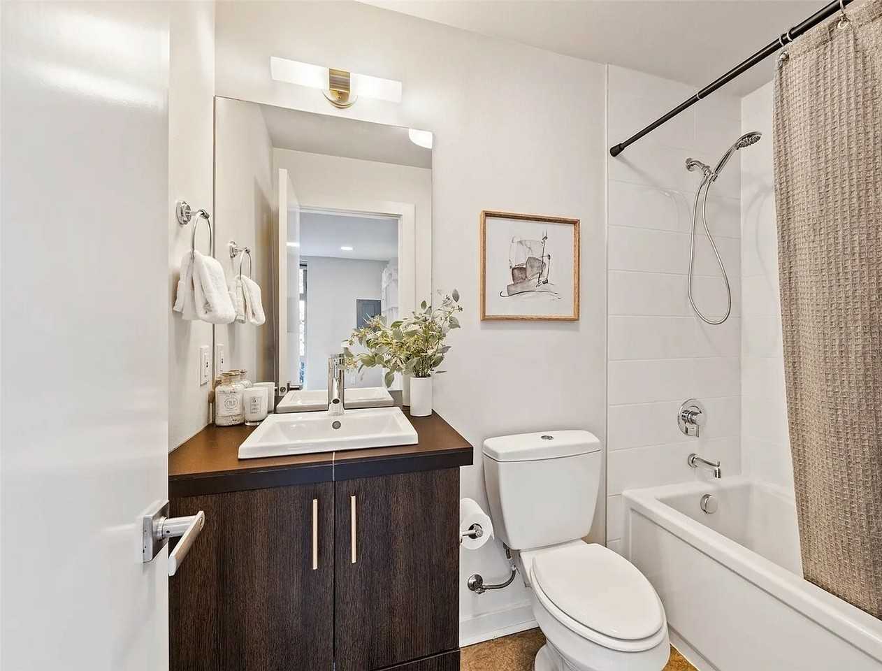2347 Minor Ave E #A - Photo 7 of 12