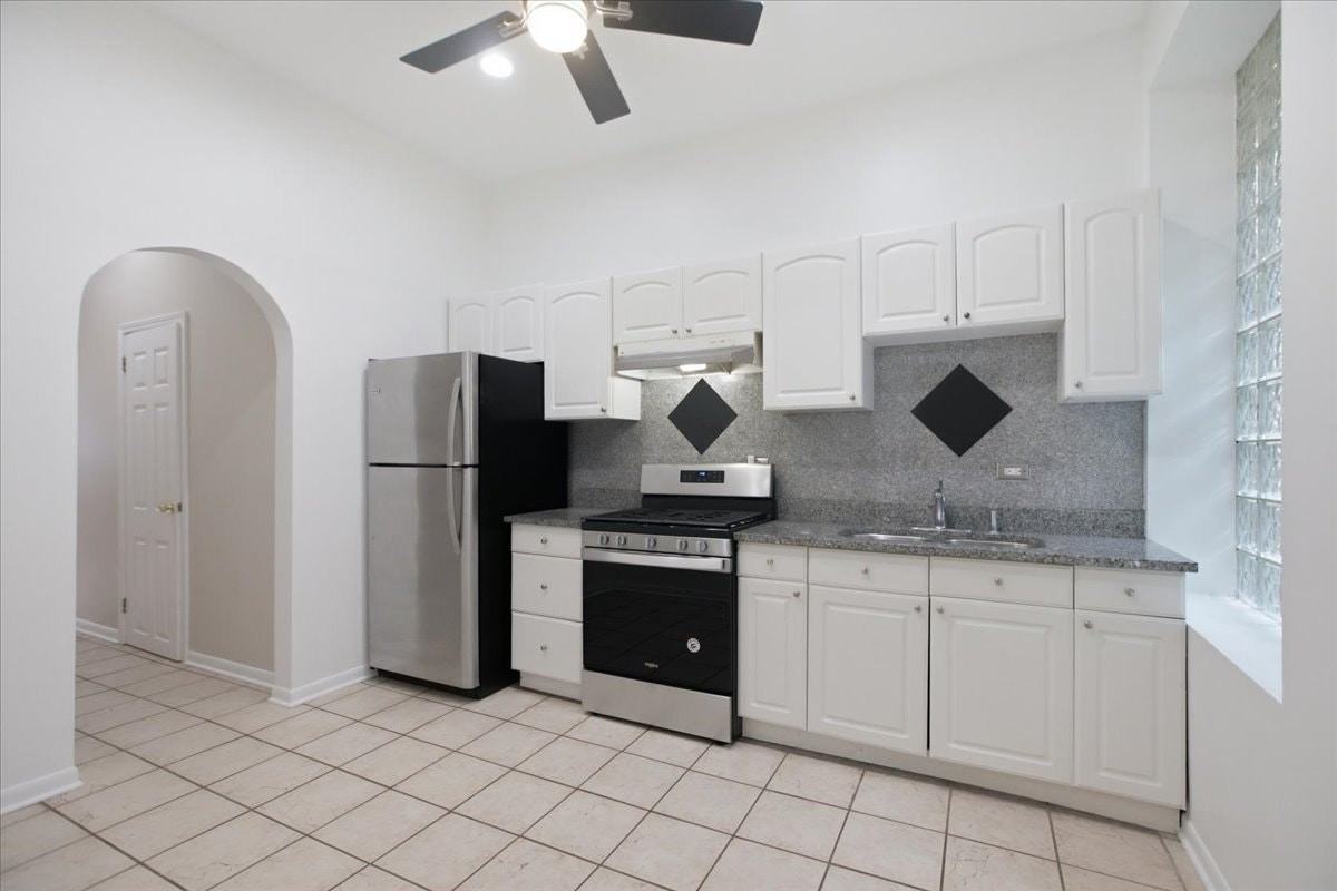 1609 North Wood Street, Unit 1 - Photo 2 of 9