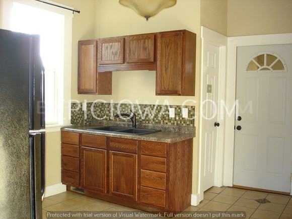 602 1st Ave NW - Photo 2 of 9