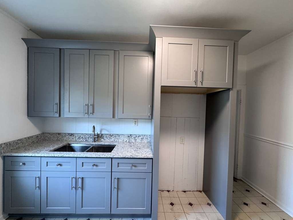 2217 Maple Street - Photo 3 of 13