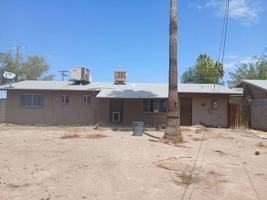 featured image of 1173 N 4th St
