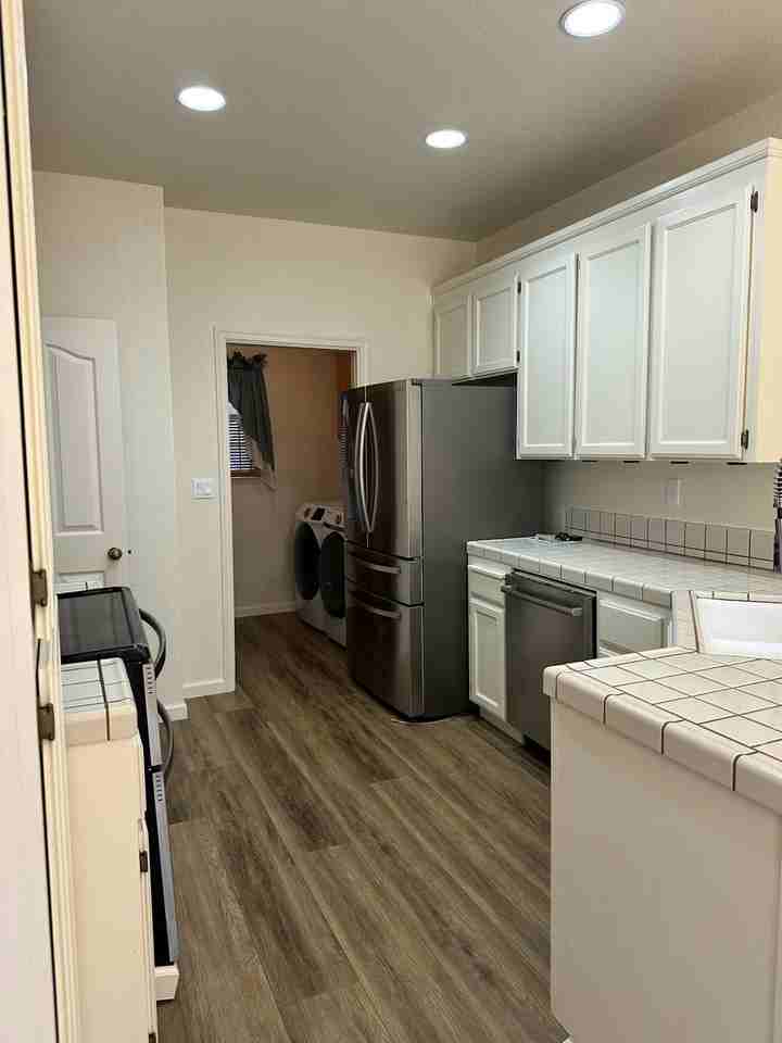 2632 Heritage Park Circle - Photo 5 of 29