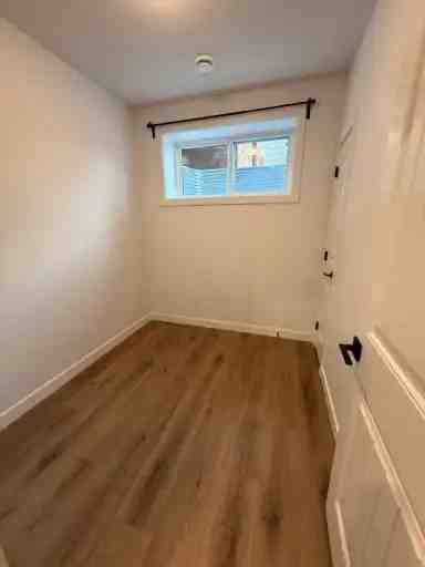 9632 110 Ave Nw #2 - Photo 7 of 10