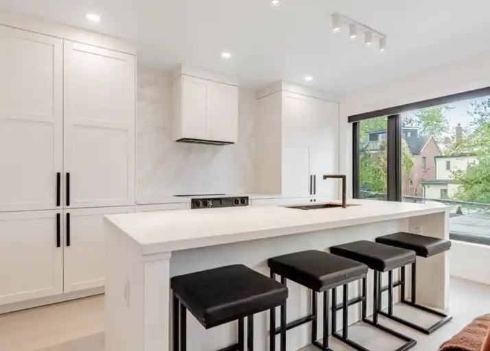 20 Leslie Gardens Lane - Photo 6 of 21
