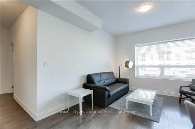 683 Danforth Ave #201 - Photo 6 of 9