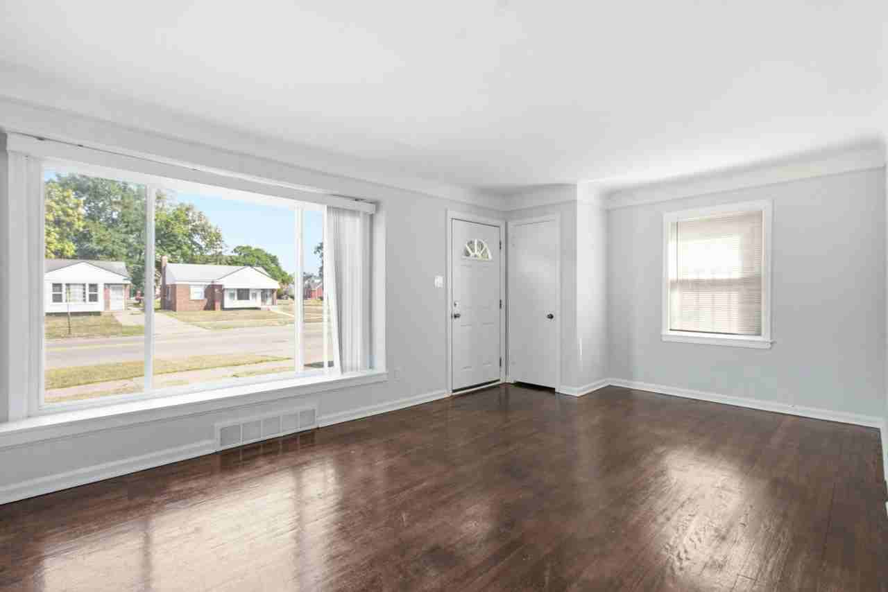 10517 Curtis Street - Photo 2 of 11