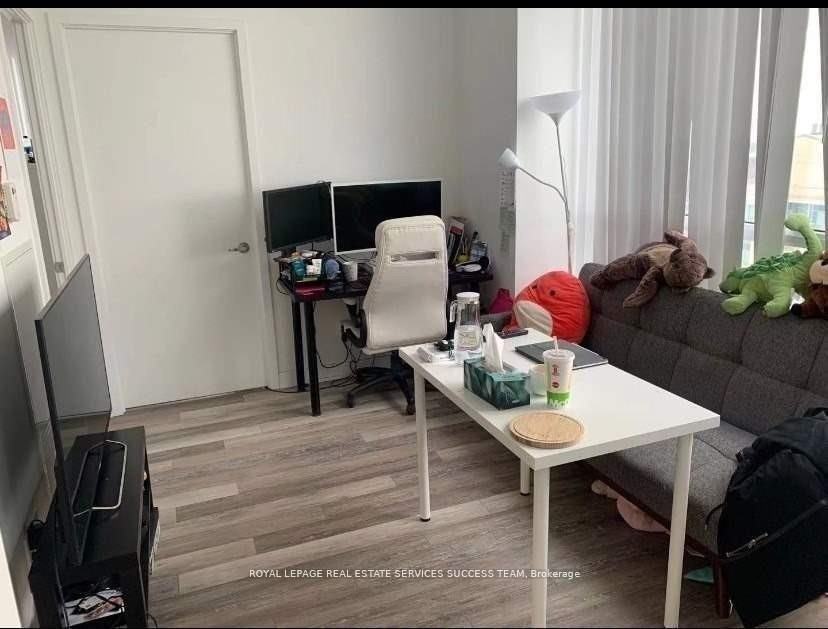 5180 Yonge Street #2205 - Photo 5 of 14