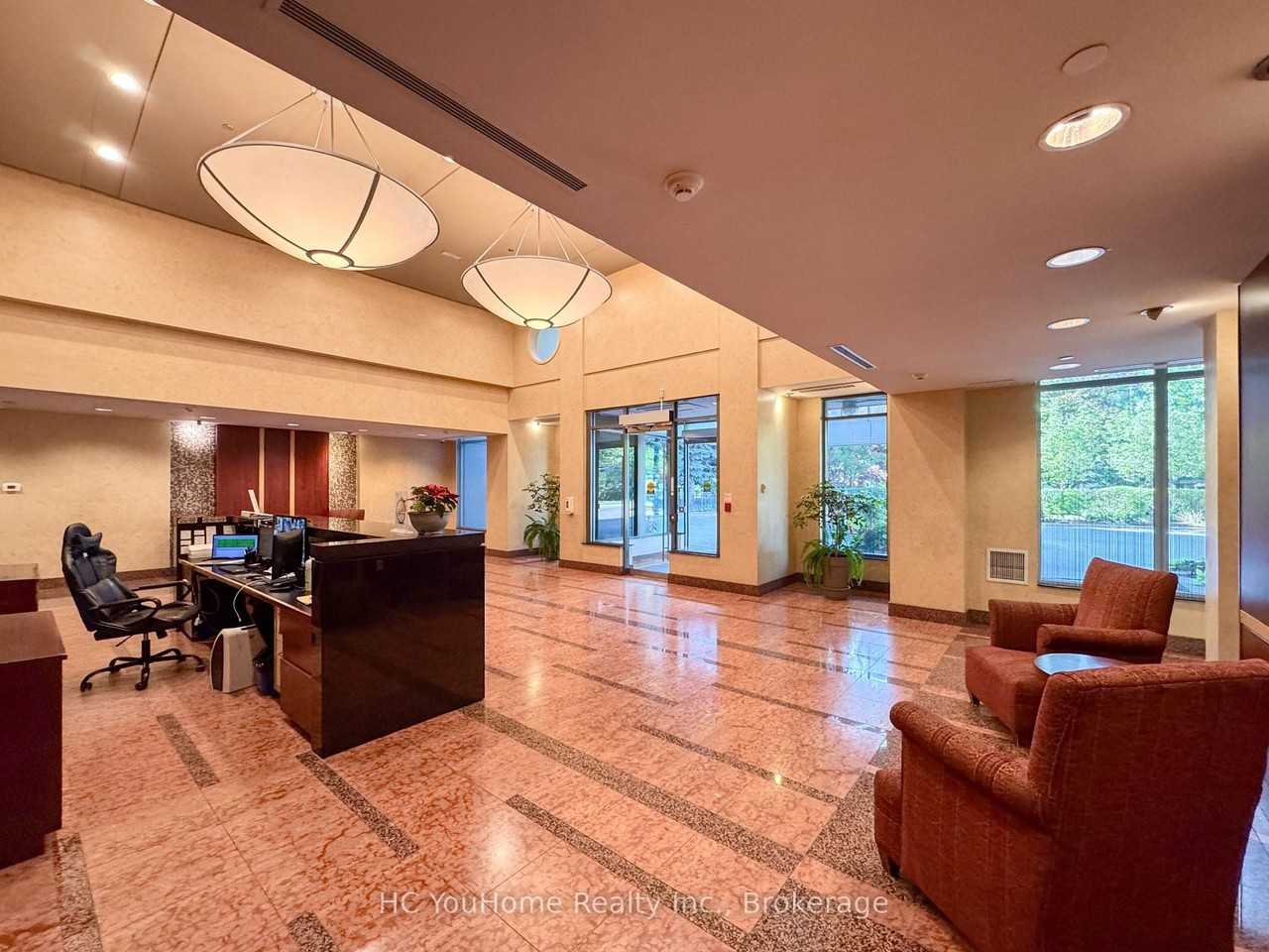 21 Hillcrest Avenue #1804 - Photo 2 of 29