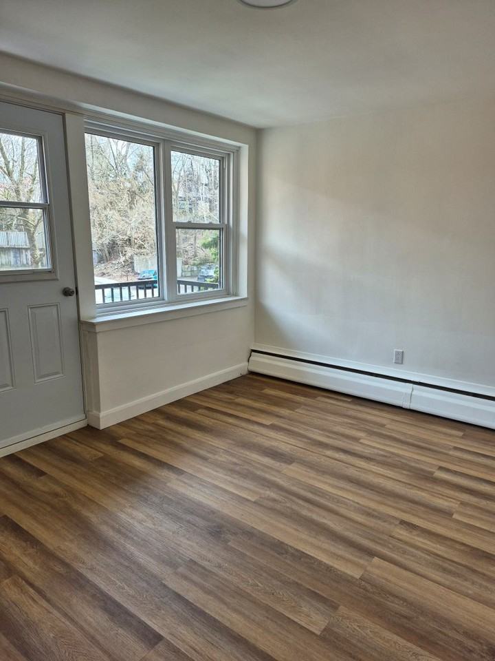 3655 Avenue Ridgewood #207 - Photo 5 of 7