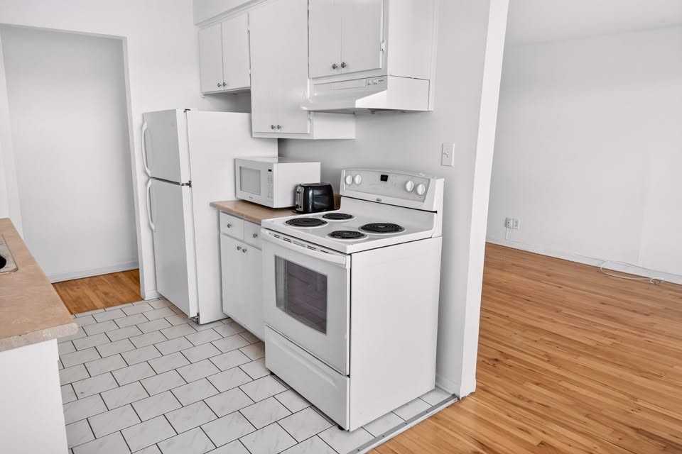 3475 rue Ivan Franko - Photo 2 of 11