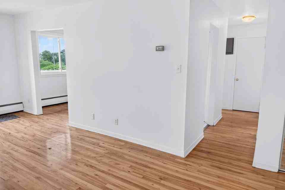 3475 rue Ivan Franko - Photo 4 of 11