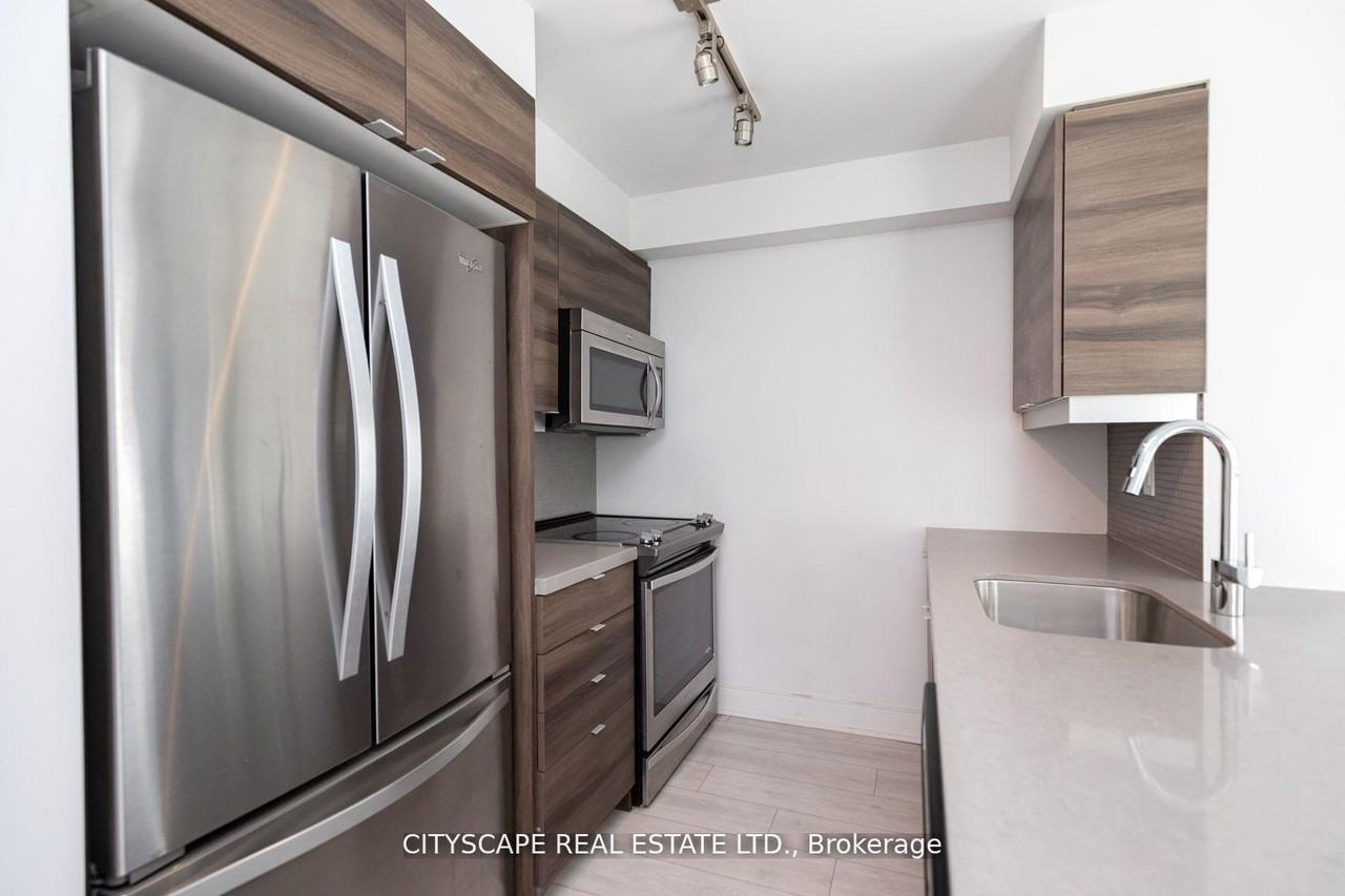 525 Adelaide Street West #315 - Photo 5 of 17