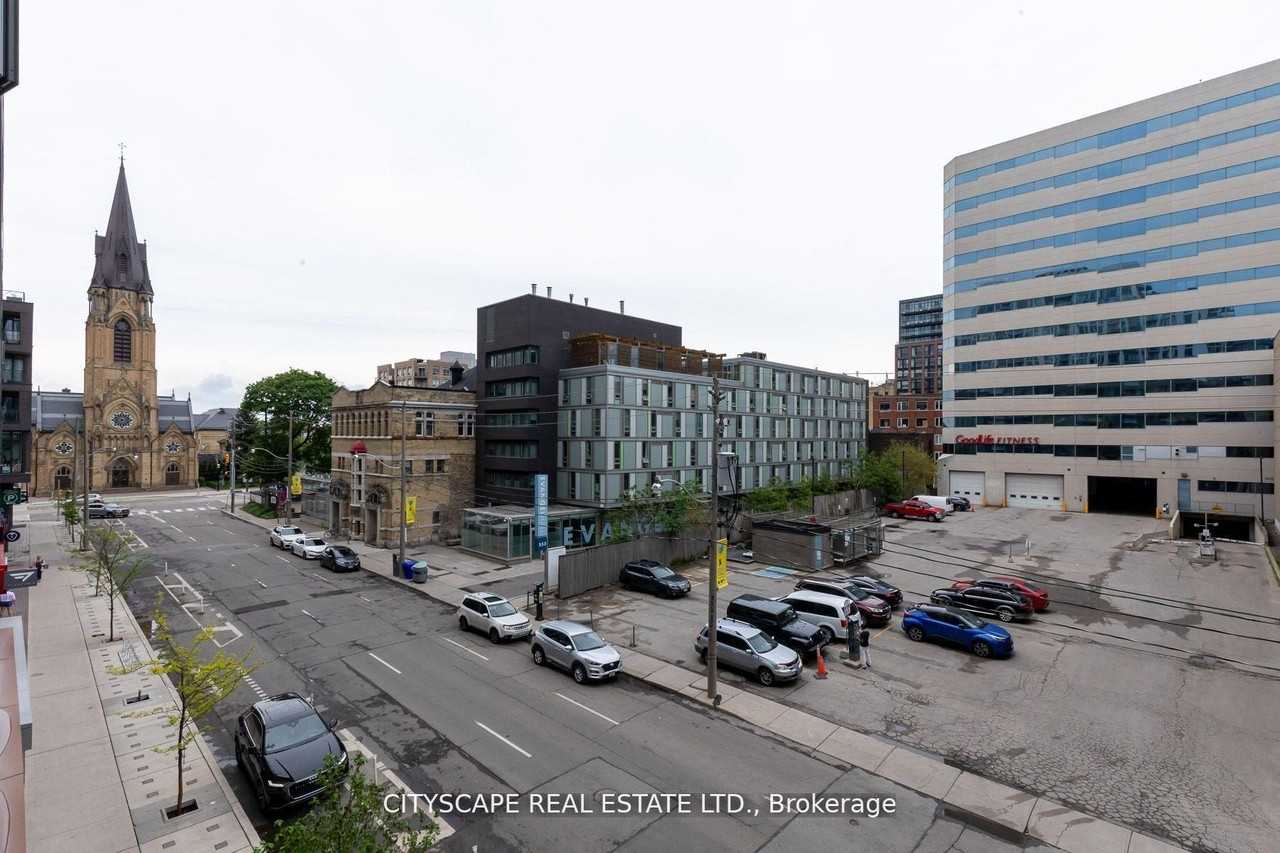 525 Adelaide Street West #315 - Photo 7 of 17