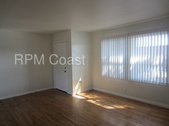 1517 N Fairmont St - Photo 3 of 9