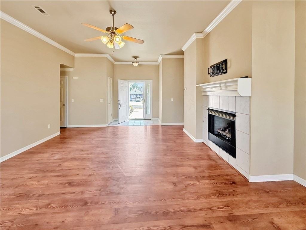 910 Sw Cheyenne Dr - Photo 3 of 19