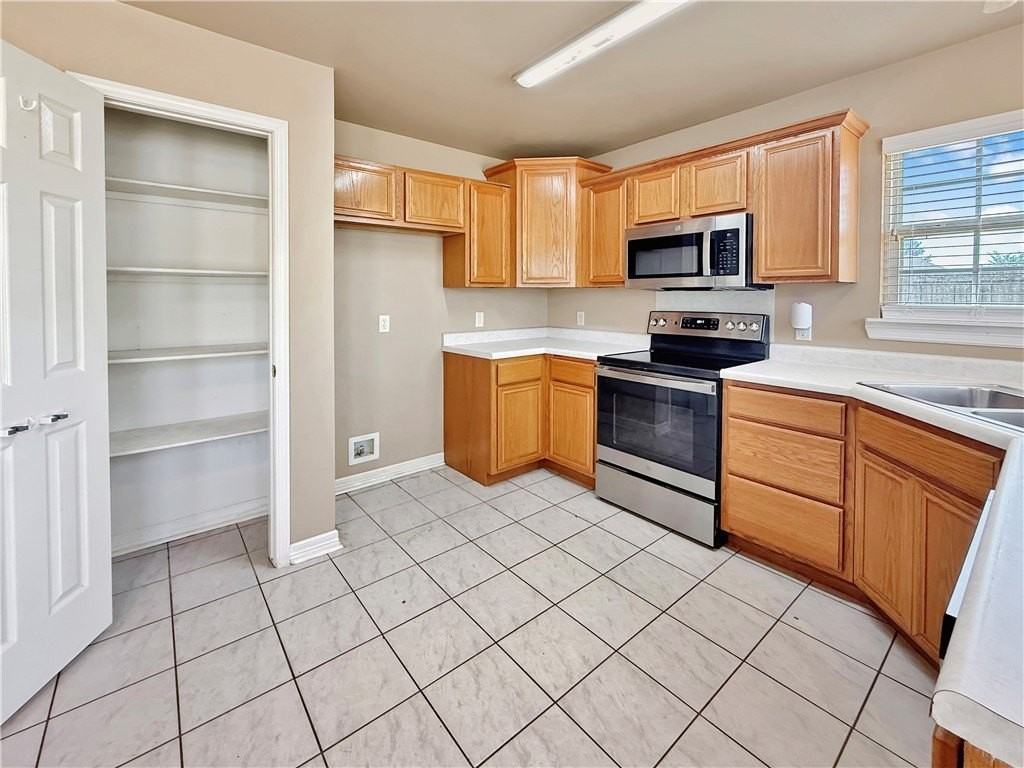 910 Sw Cheyenne Dr - Photo 6 of 19