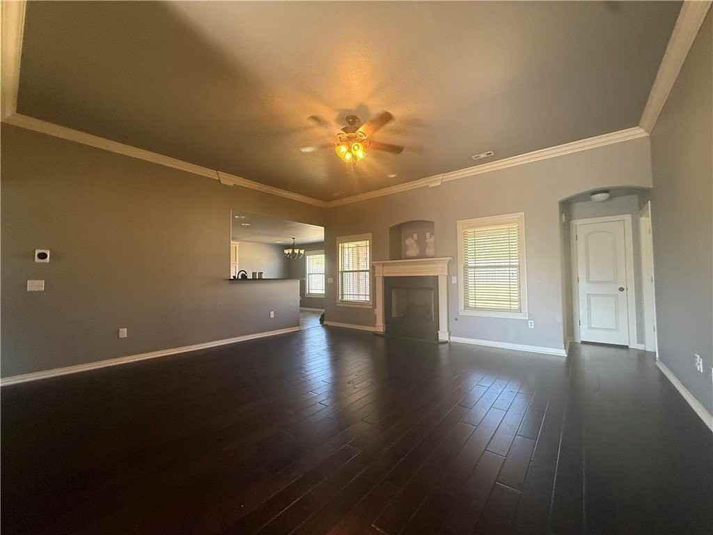 1520 Amber Way - Photo 3 of 22