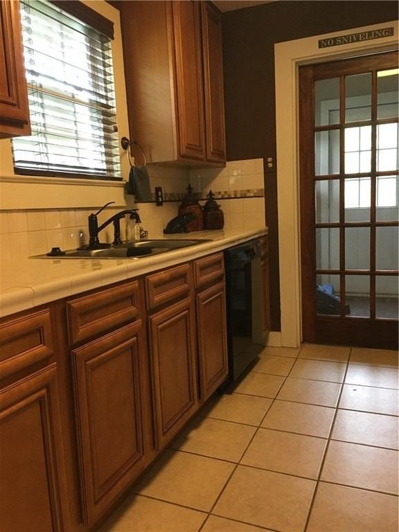 1417 N Addington Ave - Photo 6 of 16