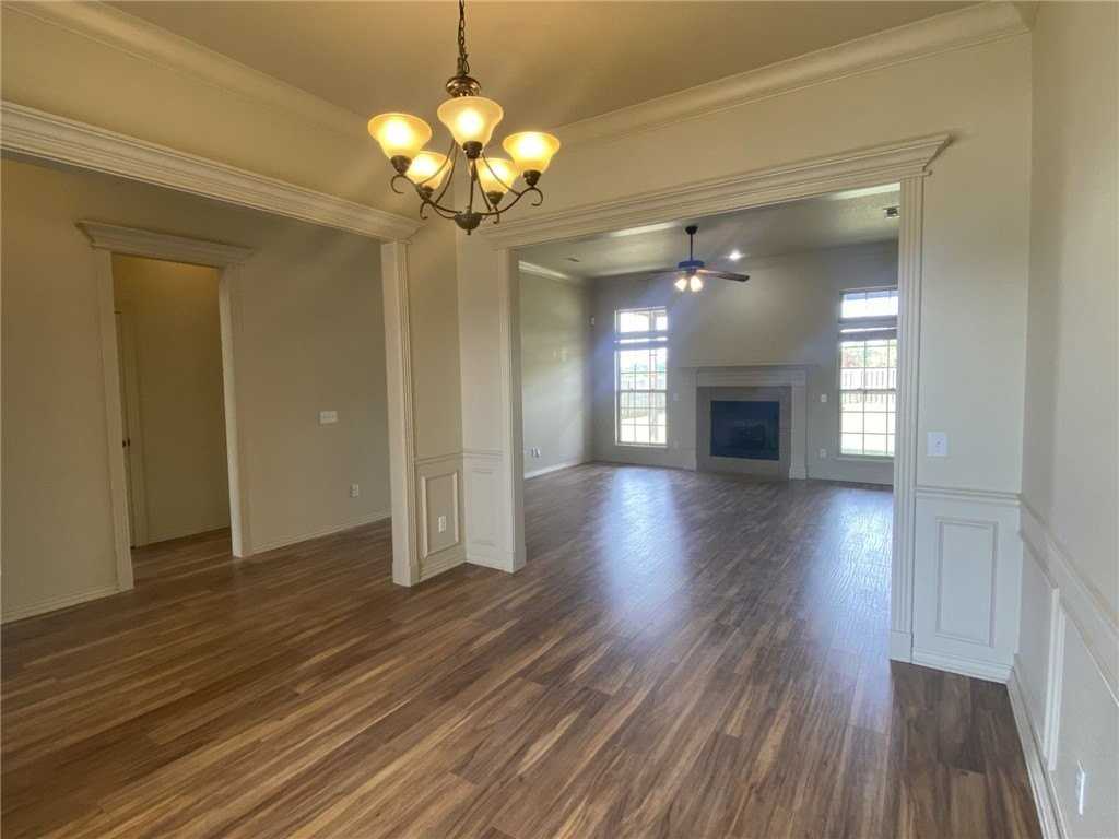 2311 N Cornwall Ave - Photo 6 of 16