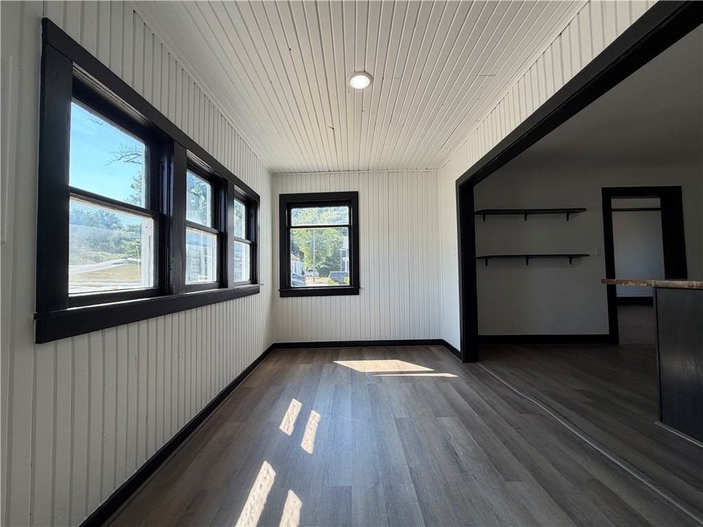 401 E Twin Springs St #4 - Photo 6 of 19
