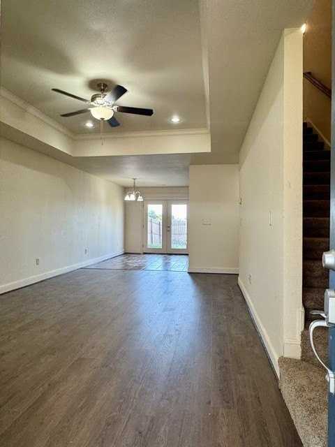 813 Baker St Nw - Photo 3 of 22