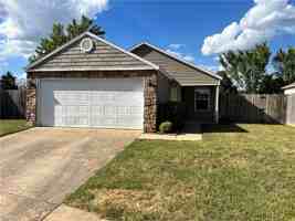 featured image of 555 Cascade Cir