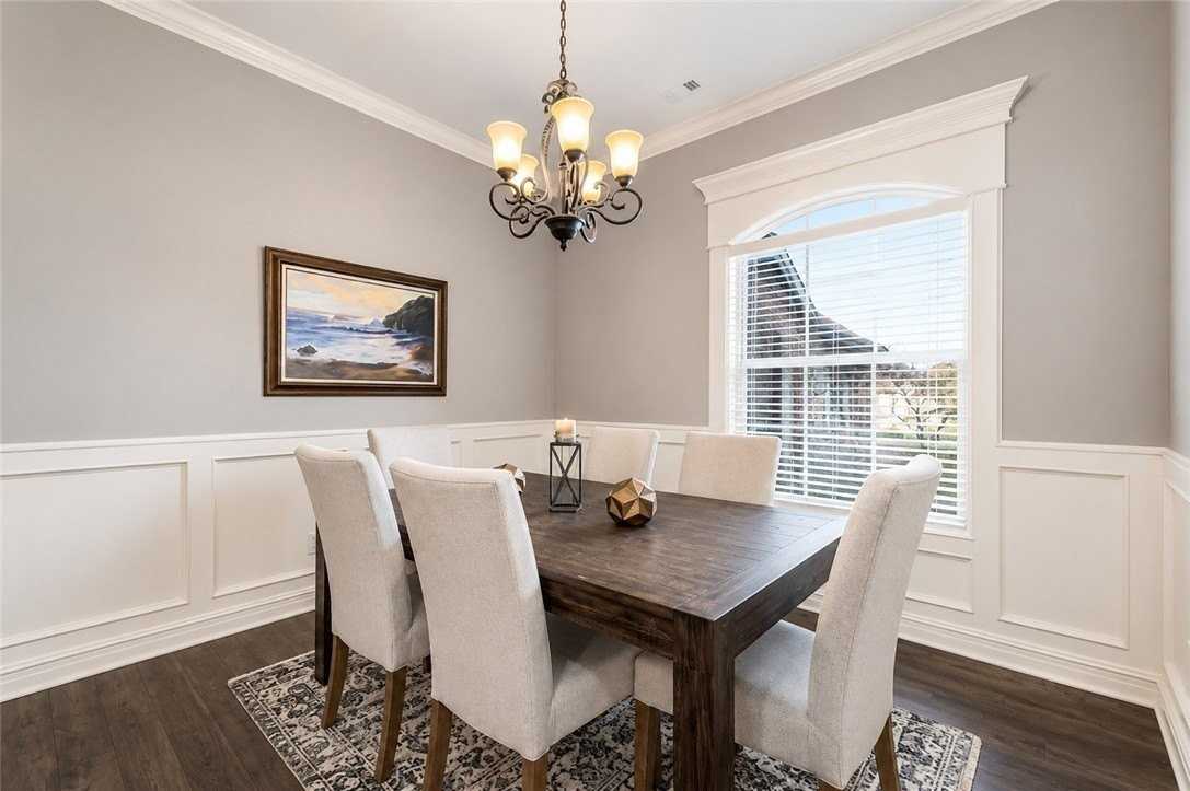 2803 Sw Hazelnut Ave - Photo 6 of 18