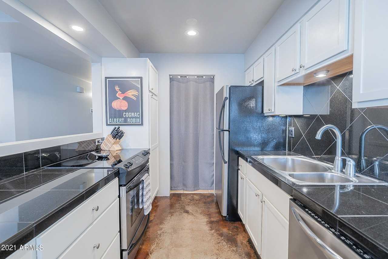 7321 E Northland Dr #9 - Photo 5 of 37