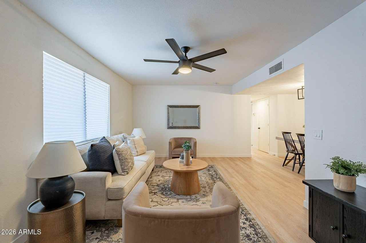 4740 E Portland St - Photo 6 of 33