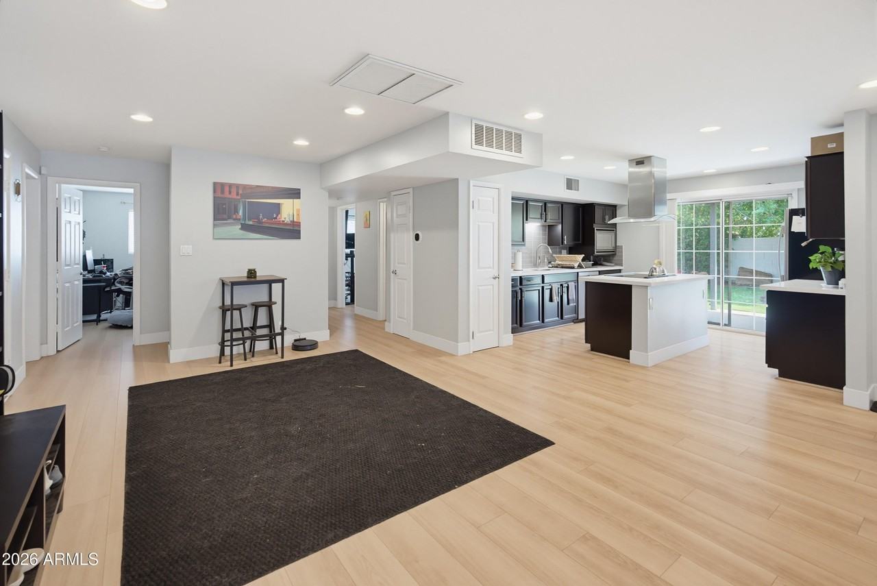 4109 N 34th St - Photo 6 of 22