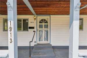 featured image of 1913 Glen Rd
