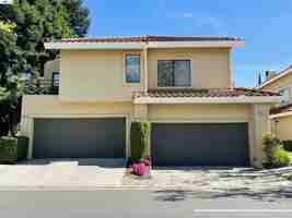 featured image of 3089 Lakemont Dr #1