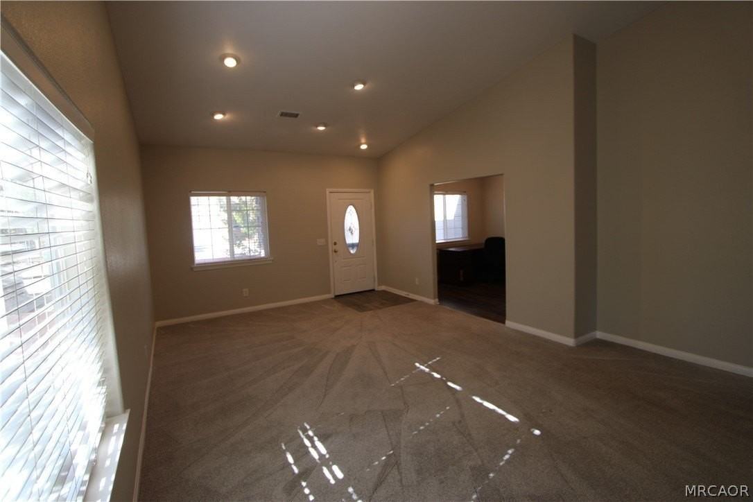 1625 Malabar Way - Photo 4 of 48