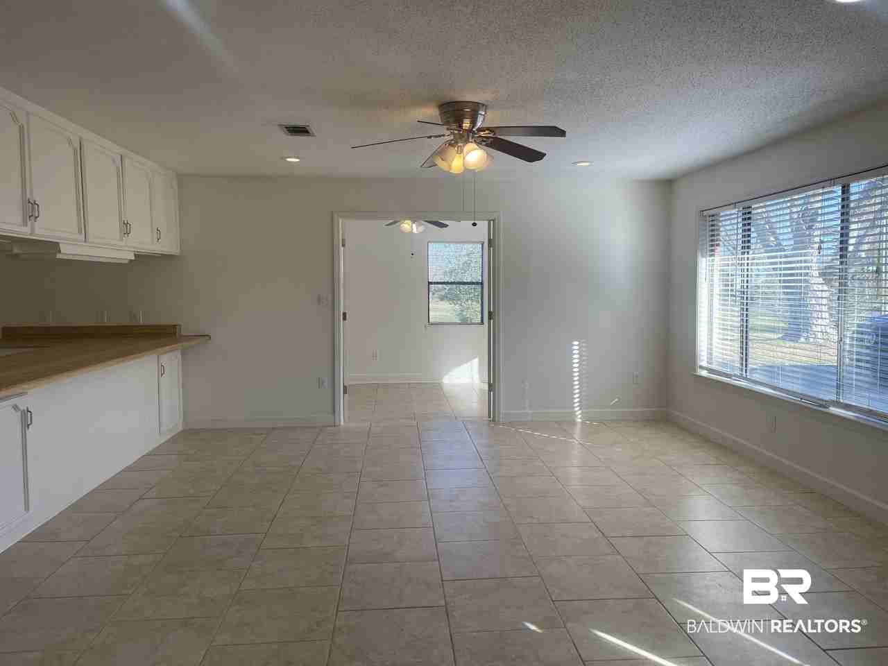 1303 N Cedar St - Photo 2 of 20